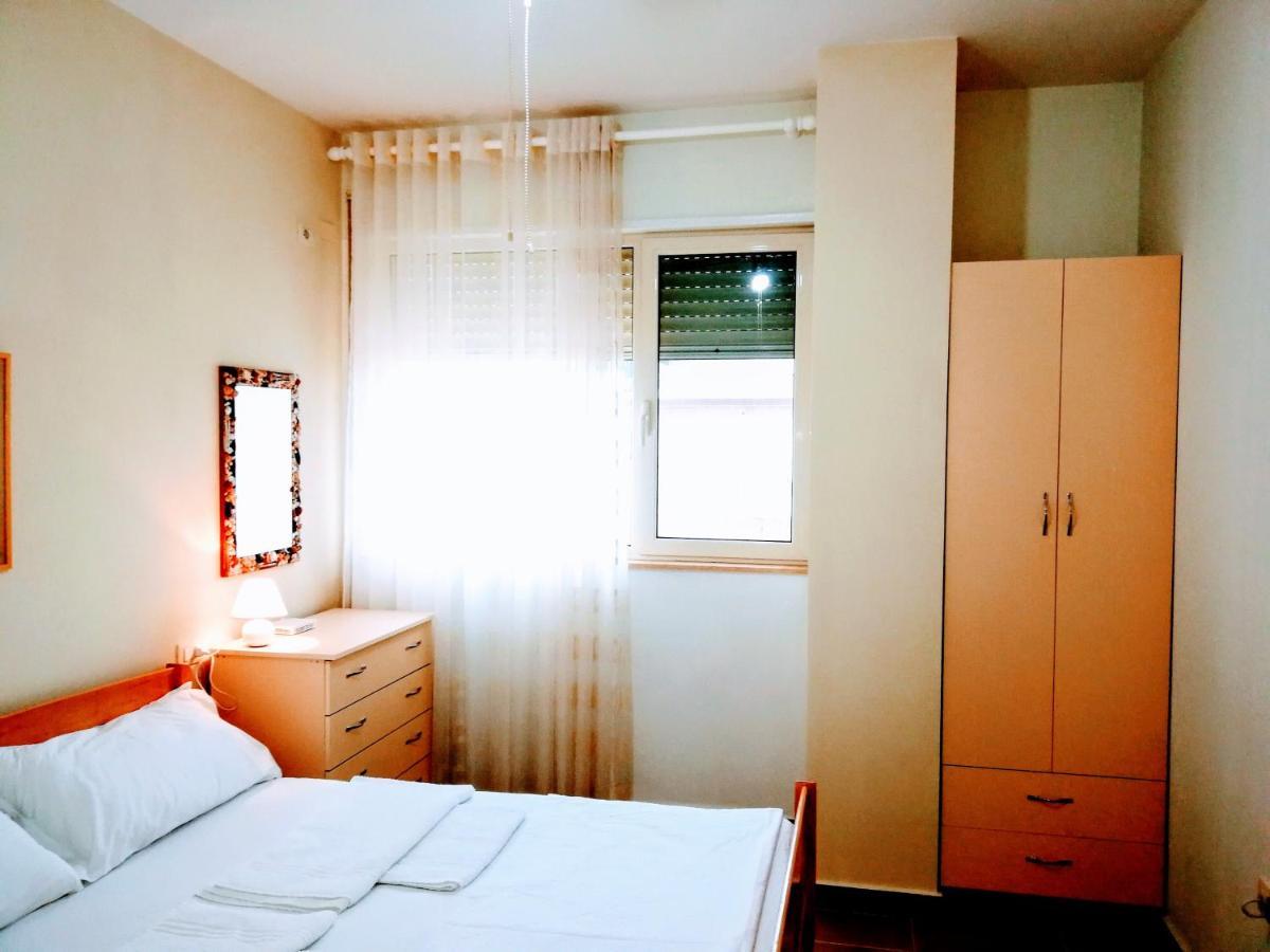 Turtle Apartment Дуррес Экстерьер фото